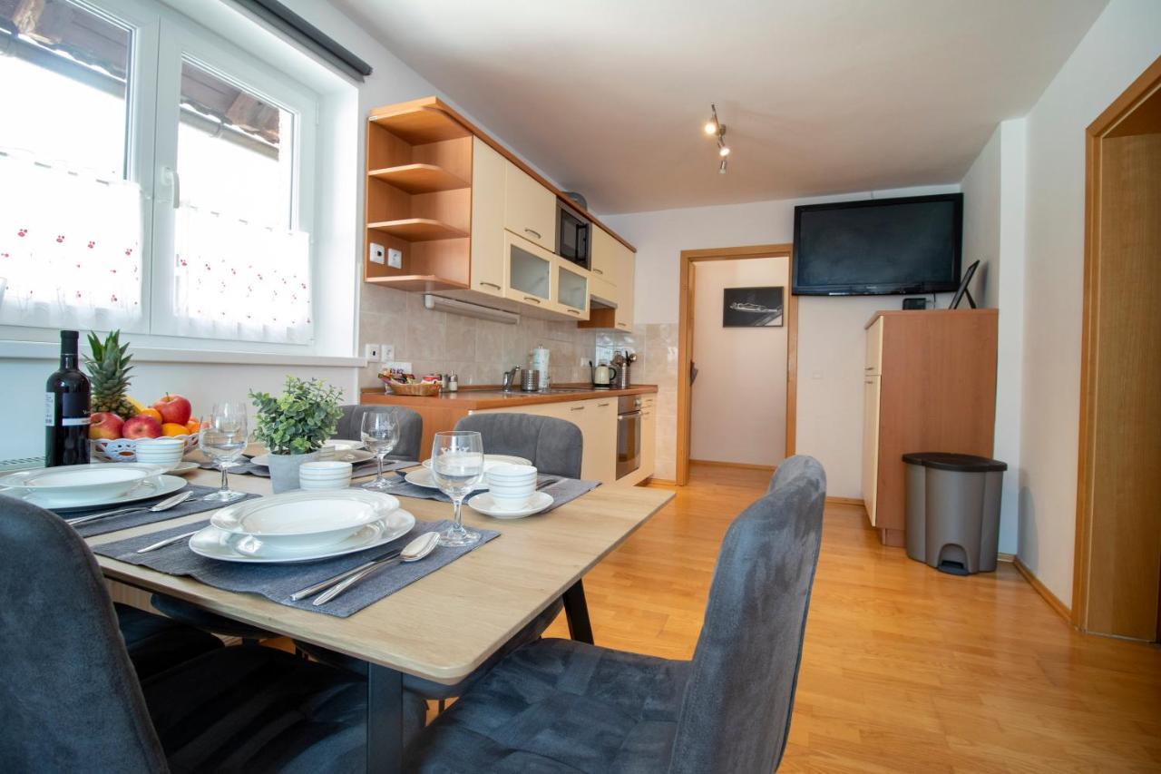 Apartments Pod Bregom Kranjska Gora Eksteriør billede